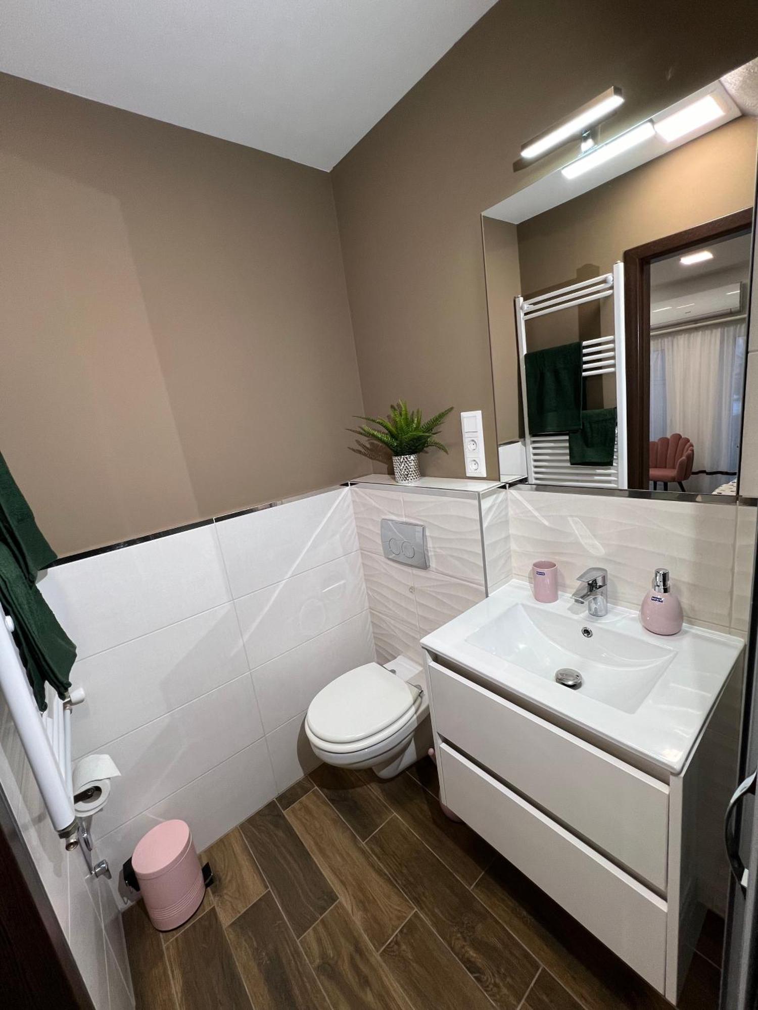 Apartament True Gem At The Airport By Newave Budapesta